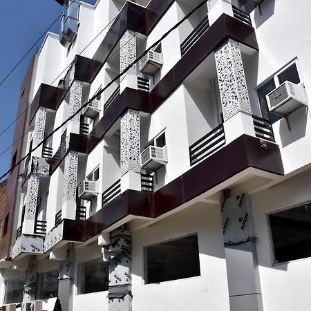 Hotel Rajshree Tanakpur 외부 사진