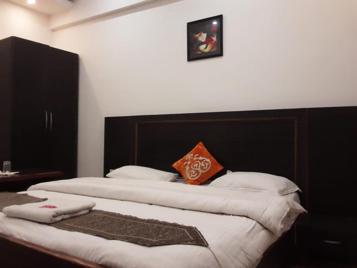 Hotel Rajshree Tanakpur 외부 사진