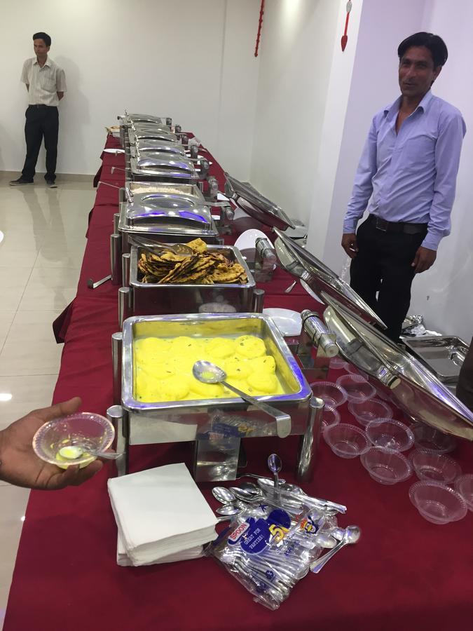 Hotel Rajshree Tanakpur 외부 사진